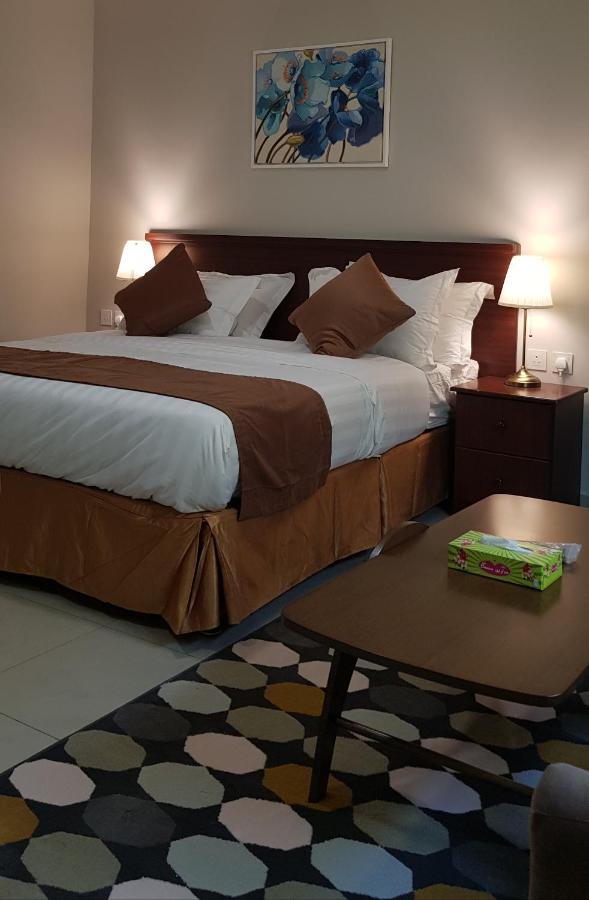 리야드 Nozol Al Toot Furnished Units 아파트 호텔 외부 사진